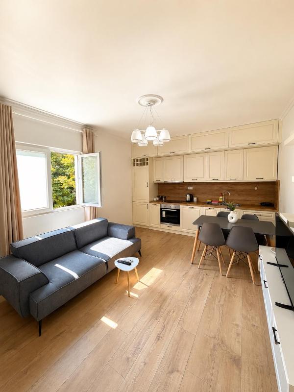 Cozy Apartment in Blloku FastWifi & Self Checkin - image 16