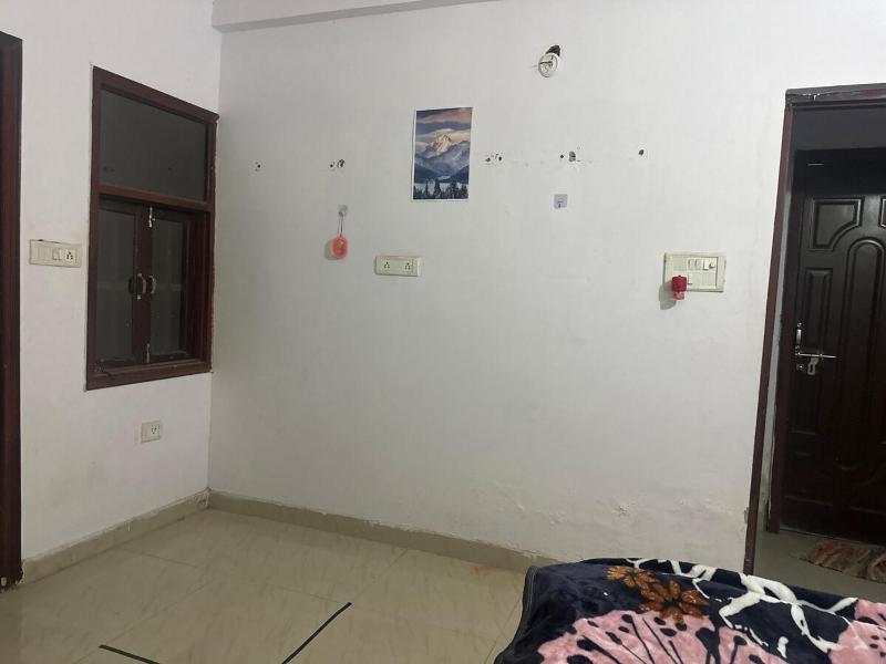 3BHK fourth floor apartment Stay with arshita - image 5