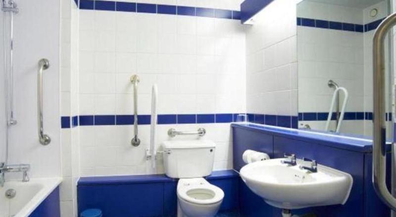 Travelodge Bournemouth - image 36
