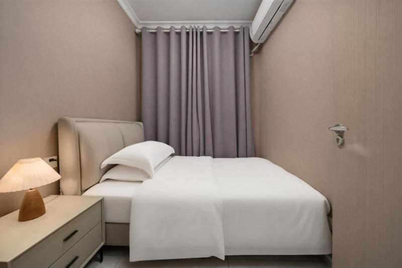 Zhanhui City Hotel Apartment (Shenzhen Convention Center Gangxia Metro Station) - image 37
