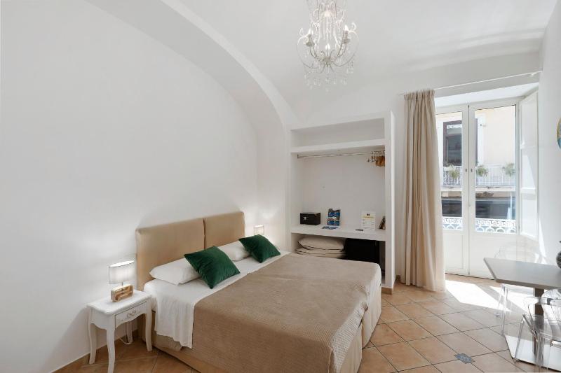 Sorrentina Guest House - image 20