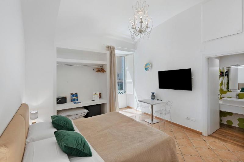 Sorrentina Guest House - image 23