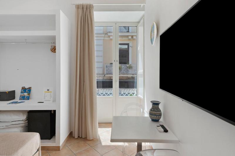 Sorrentina Guest House - image 31