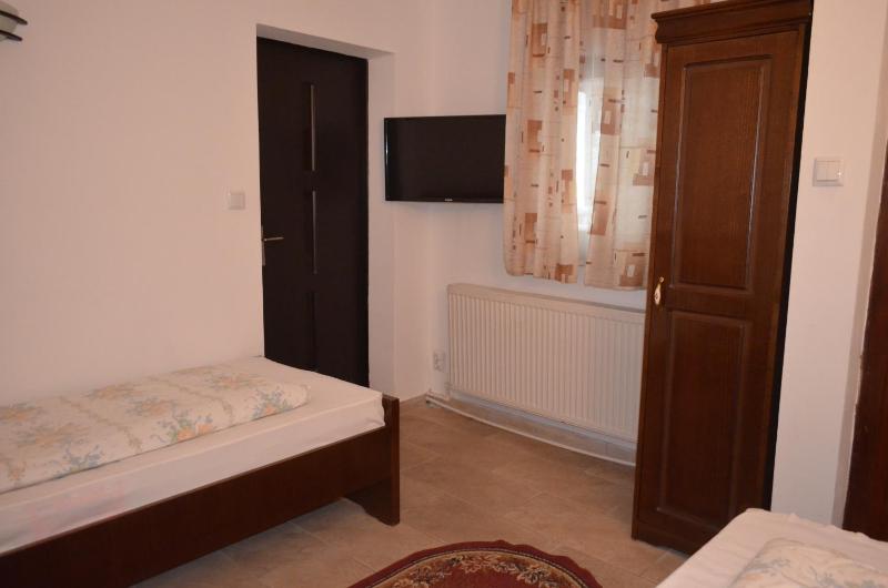 Double Room with Private Bathroom image 4