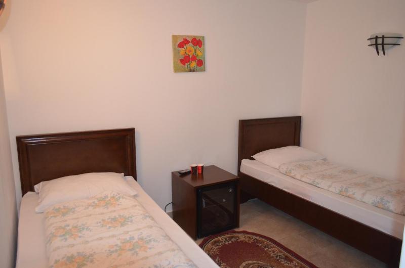 Double Room with Private Bathroom image 3