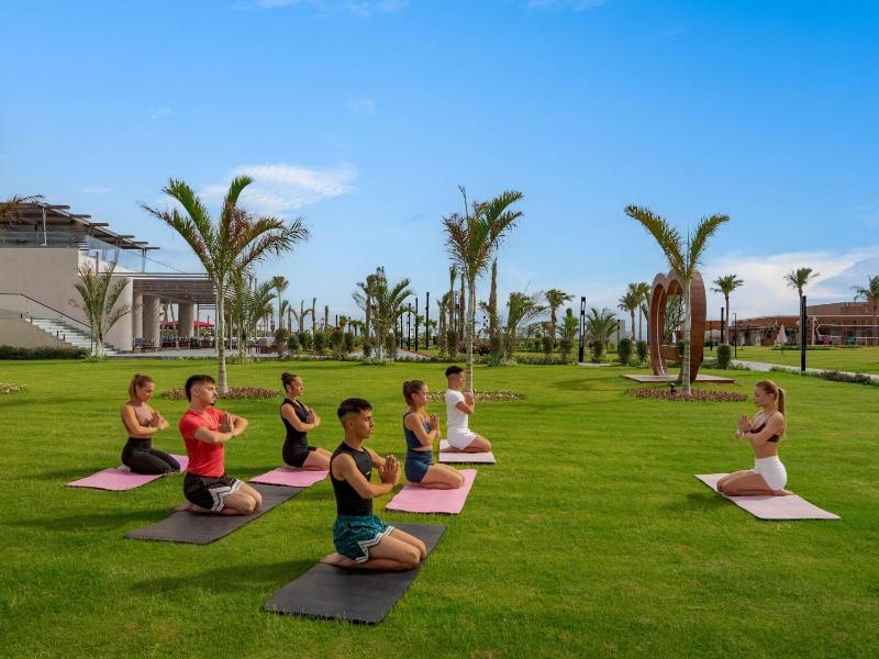 Rixos Premium Magawish Bay View - image 30