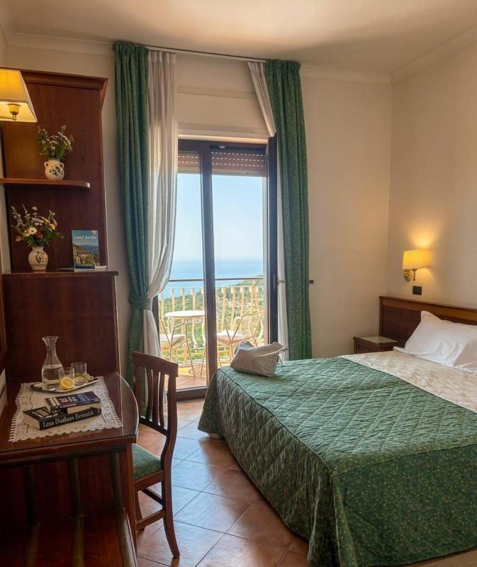 Hotel Montana - image 37