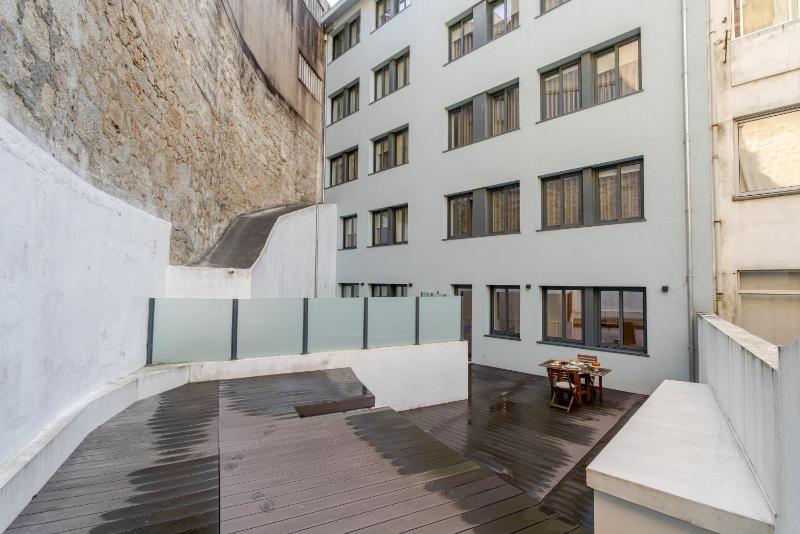 Catarina Serviced Apartments by HostWise - image 50