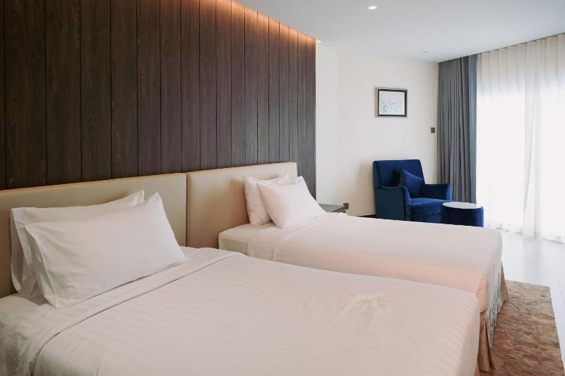 Royal Twins Palace Hotel - image 11