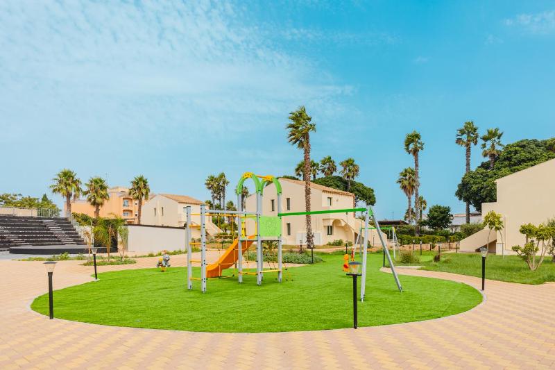 Delfino Beach - CDSHotels - image 8