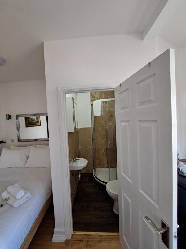 The West Pier Residence - image 17