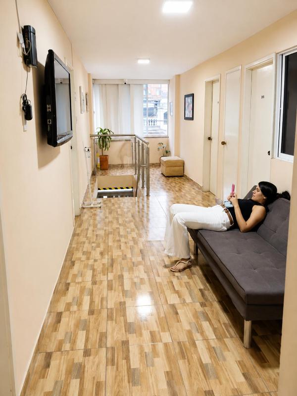 Hostal Avanza - image 14