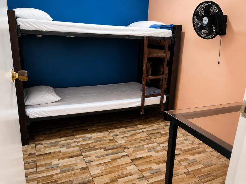 Hostal Avanza - image 37
