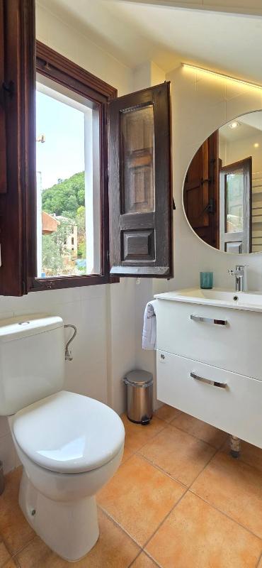 Apartamento en Carrera del Darro Granada Atico - image 10