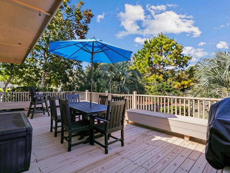 756 Queens Grant - image 1
