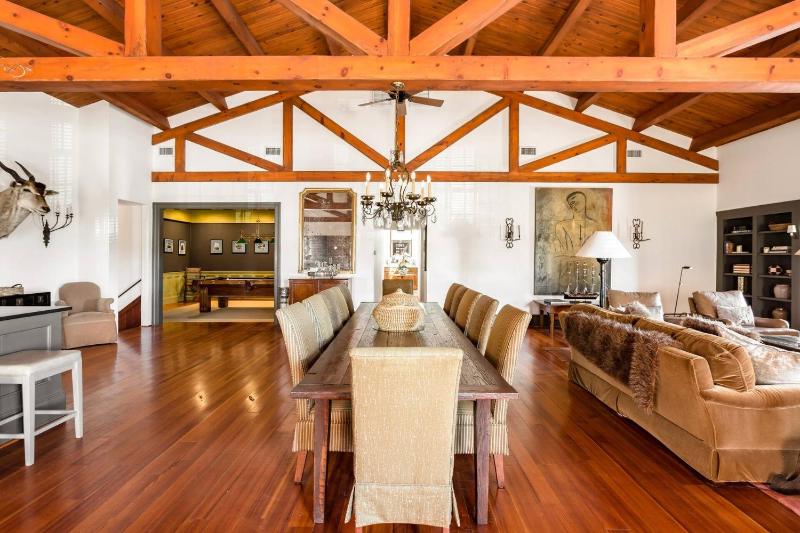 Hank's Loft - image 1