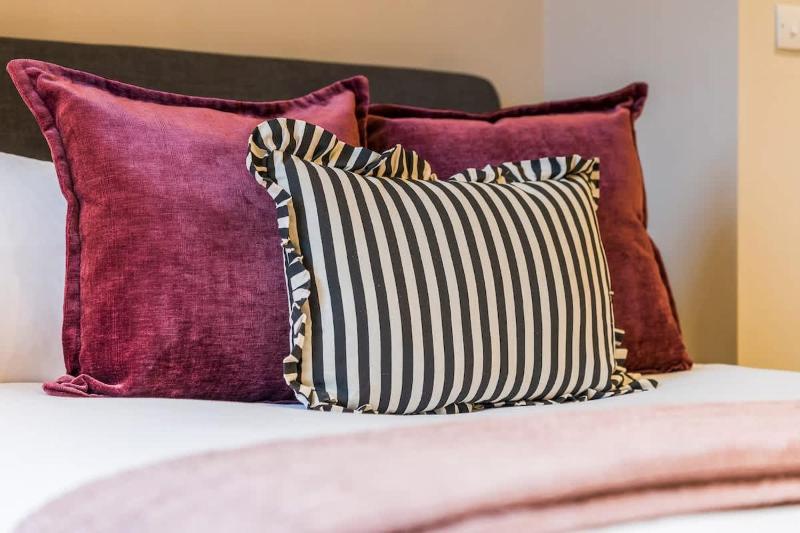Modern 2BR Apt in Leeds Arena Uni City Hub Stay - image 9