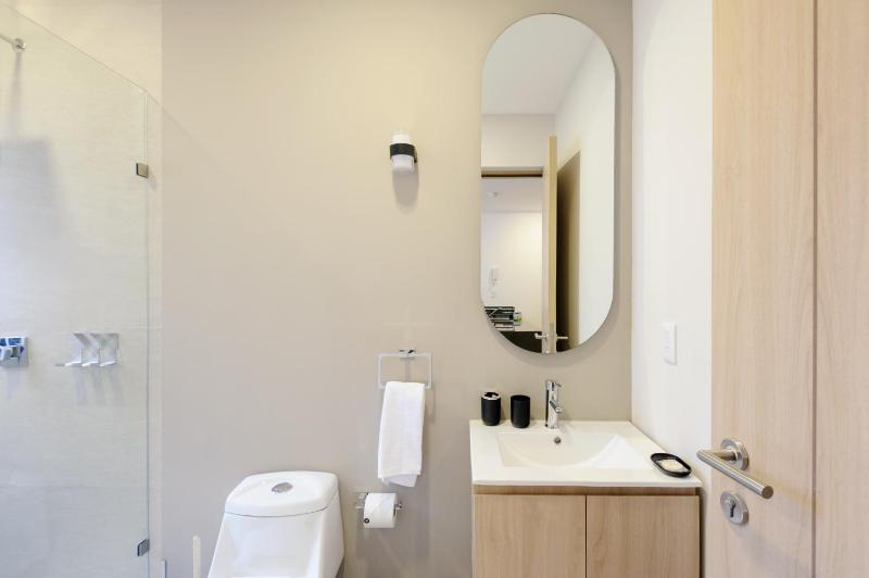Upscale Loft with Balcony in Roma Norte - image 18