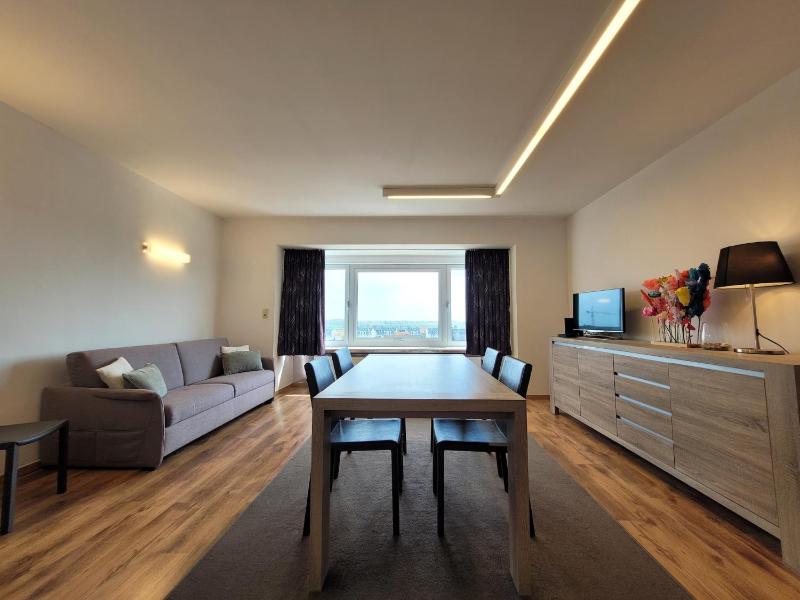 Apartment on the coast for 6 people - image 9