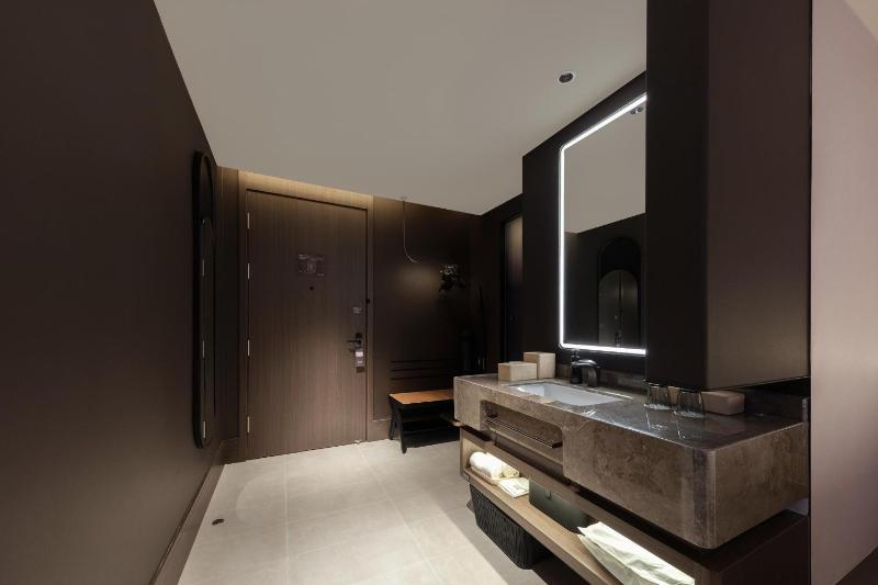 Atour Hotel Wuhan Jianghan Road International Plaza - image 41