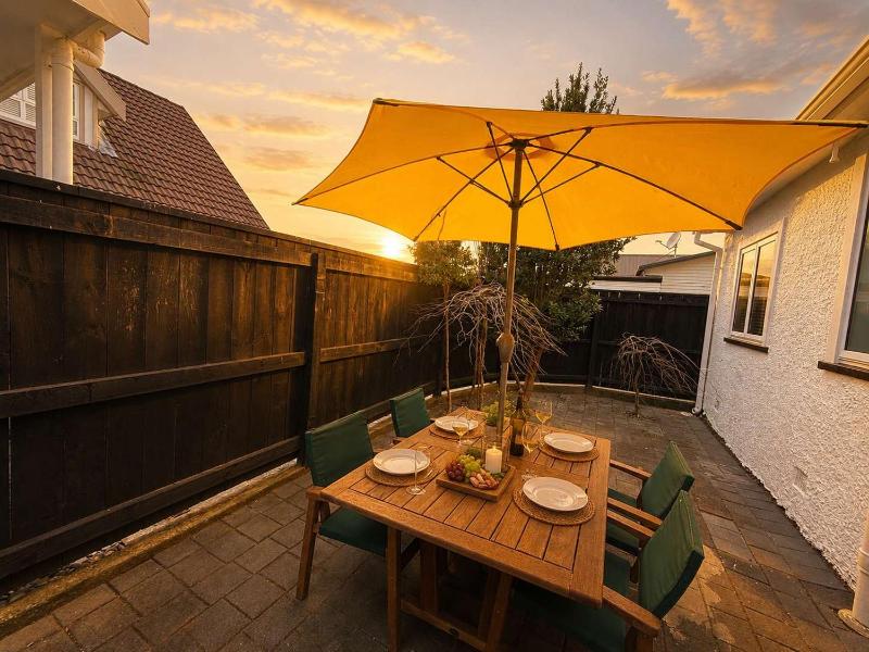 Maison Millie - Central Pet-Friendly Sleeps 4 - image 2