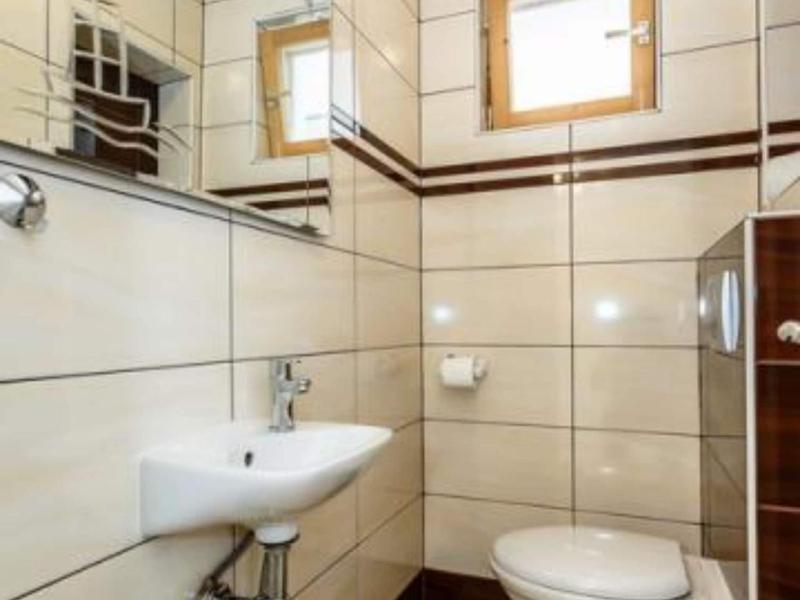 Family Apartmani Sara Malinska - Two bedroom apartment Intimo 53050 - image 10