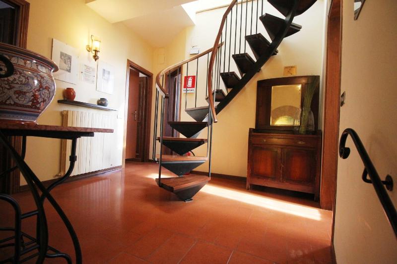 Single Room image 4