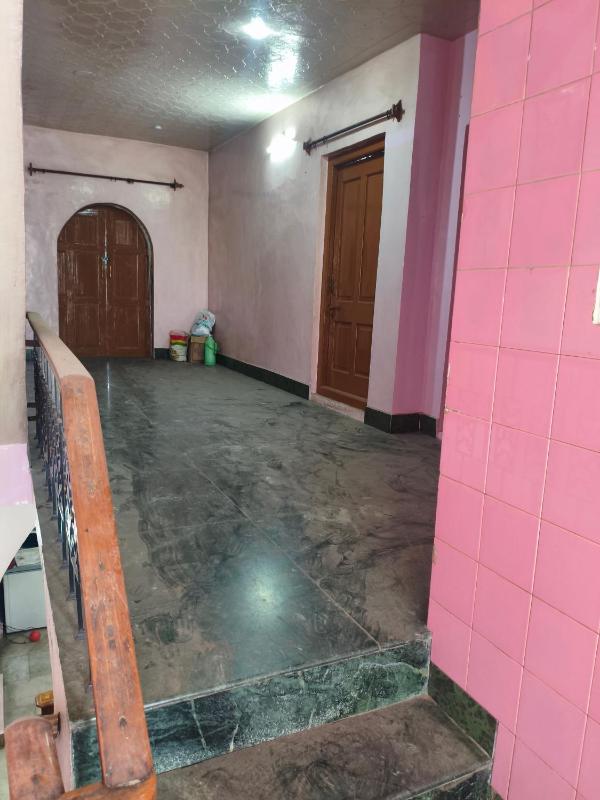 Premium Commercial property on lease or rent - image 12