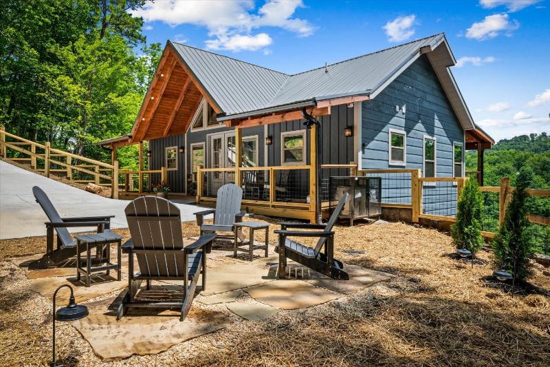Tennessee Sunrise cabin - image 1