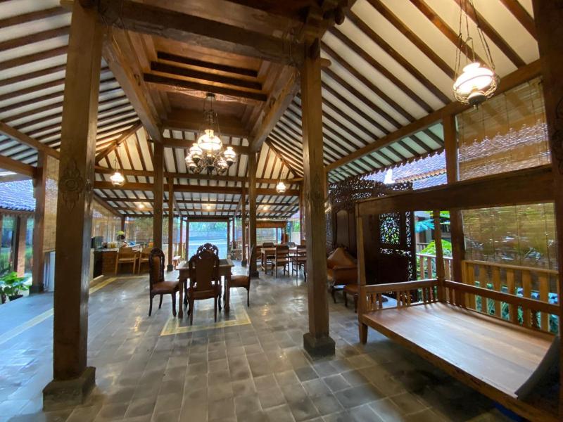 The Villas Joglo Trisaputran - image 13