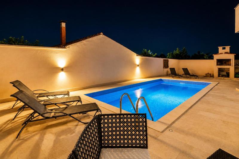 Holiday Home Fulia with pool - image 42