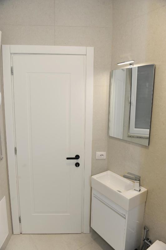 Royal Residence Apartment - image 8