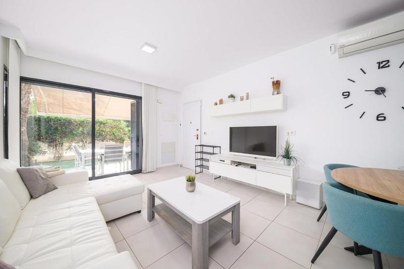 Villa with heated pool in La Zenia - image 25