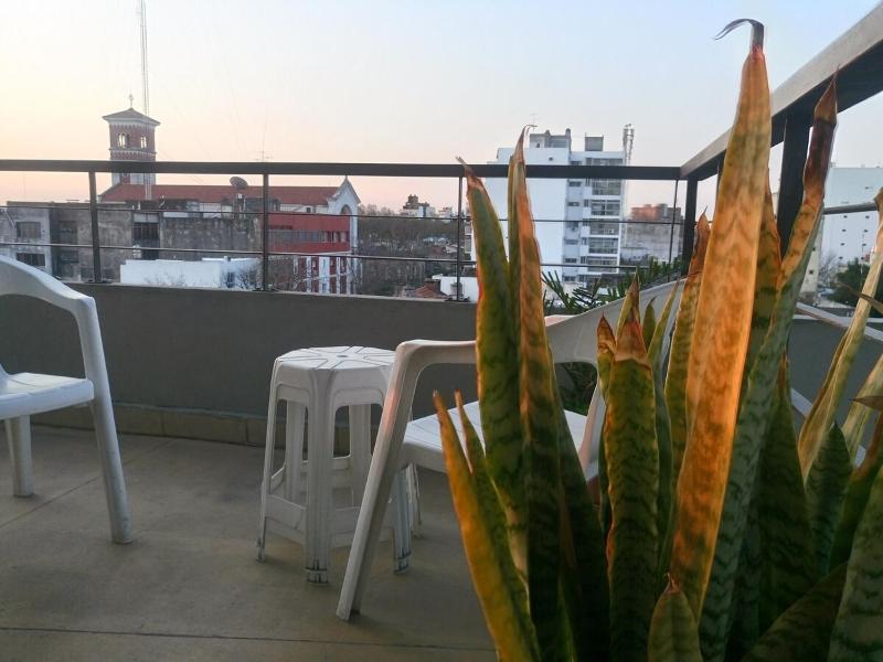 Hermoso dos ambientes balcón con vista abierta - image 3