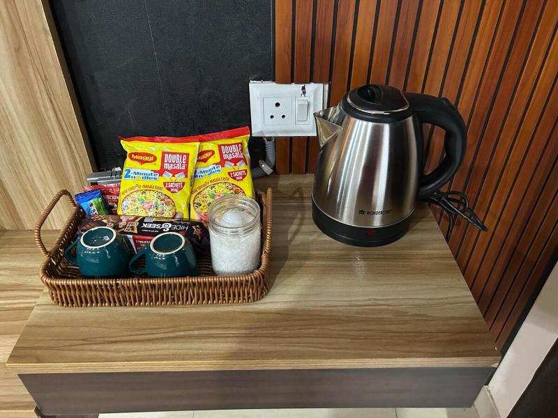 Her Little Haven A Cozy Studio with Maggie and Snacks - image 16