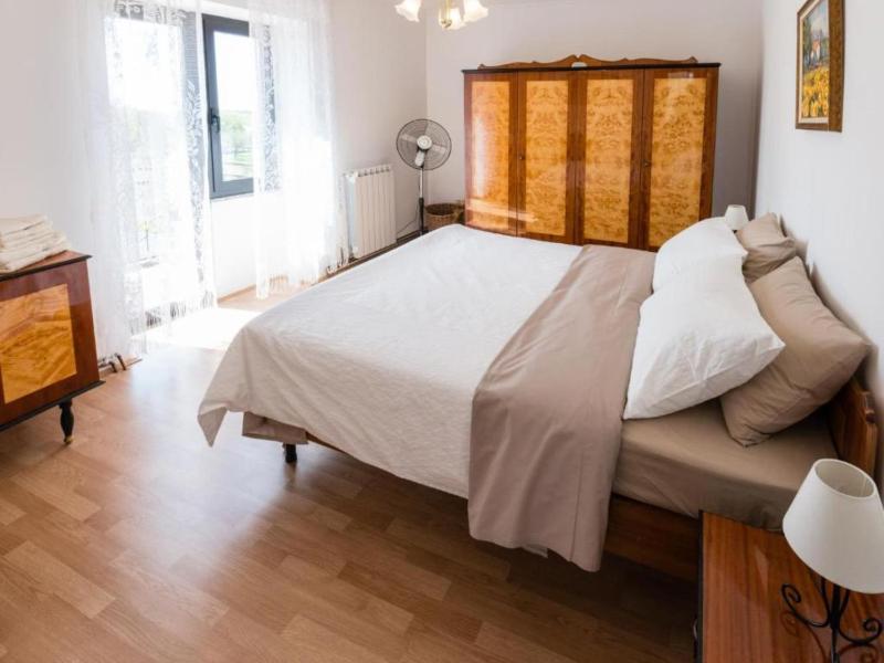 Comfort Villa Roza in Umag - 5 Bedroom With Pool - image 5