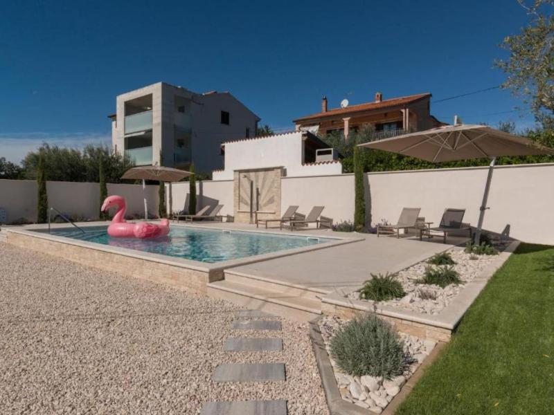 Comfort Villa Roza in Umag - 5 Bedroom With Pool - image 16