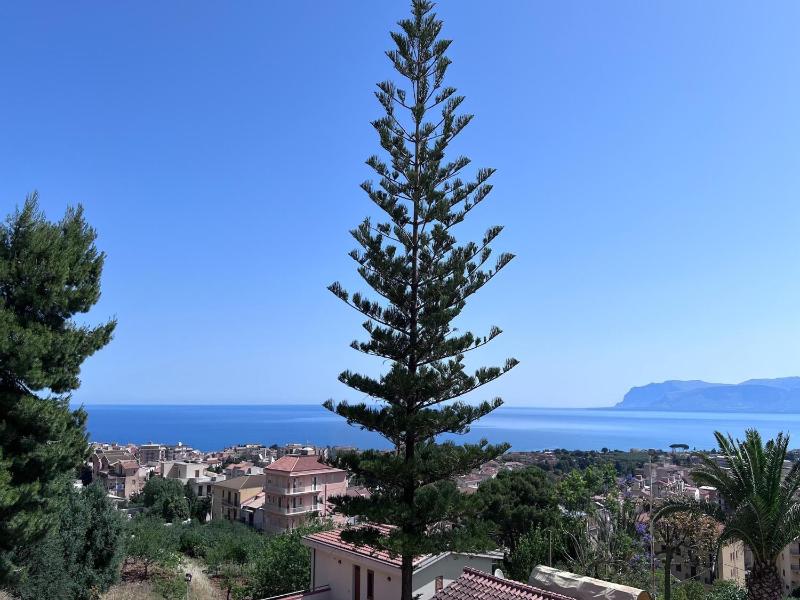Charming Villa with Shared Pool near Castellammare del Golfo - image 29