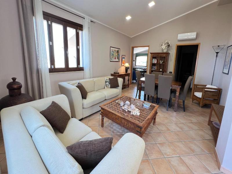Charming Villa with Shared Pool near Castellammare del Golfo - image 24
