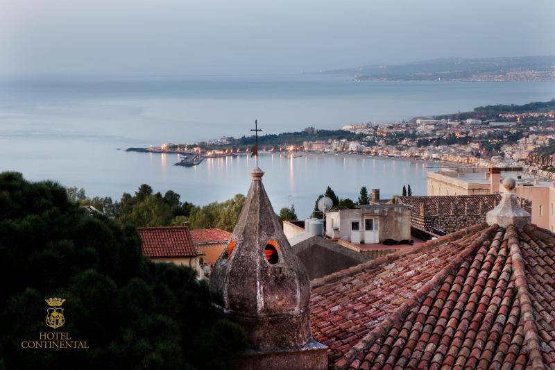Hotel Continental - image 12