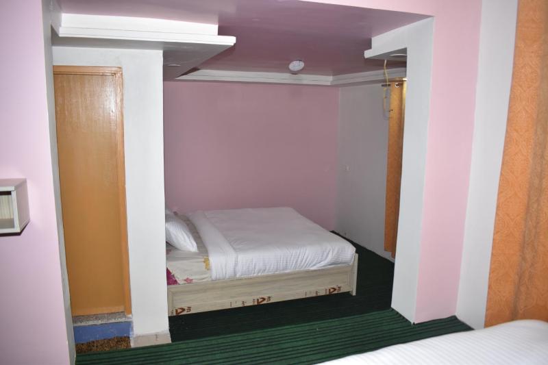 kayim resorts - image 3
