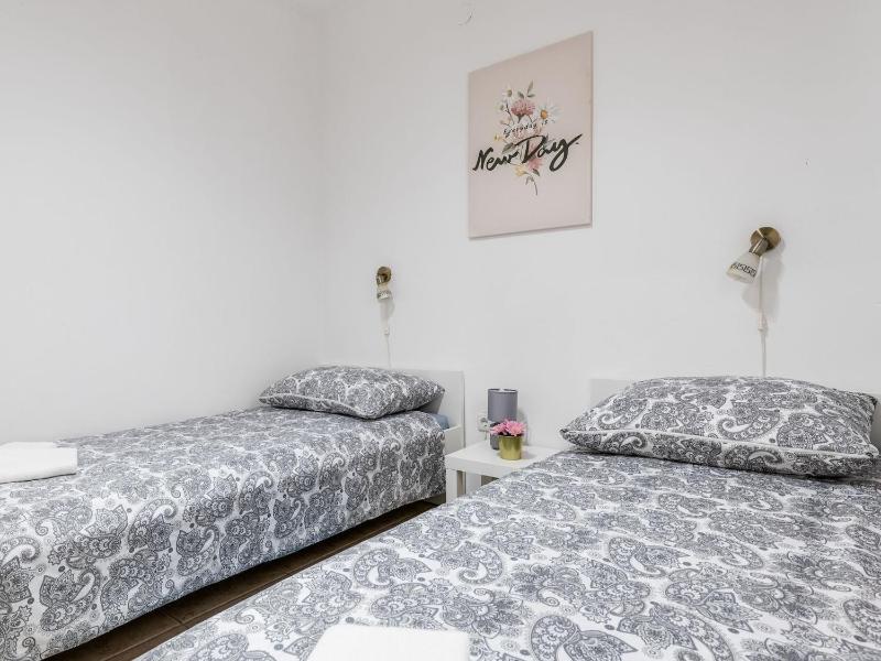 Apartments Villa Mavi Novalja ground floor - image 3