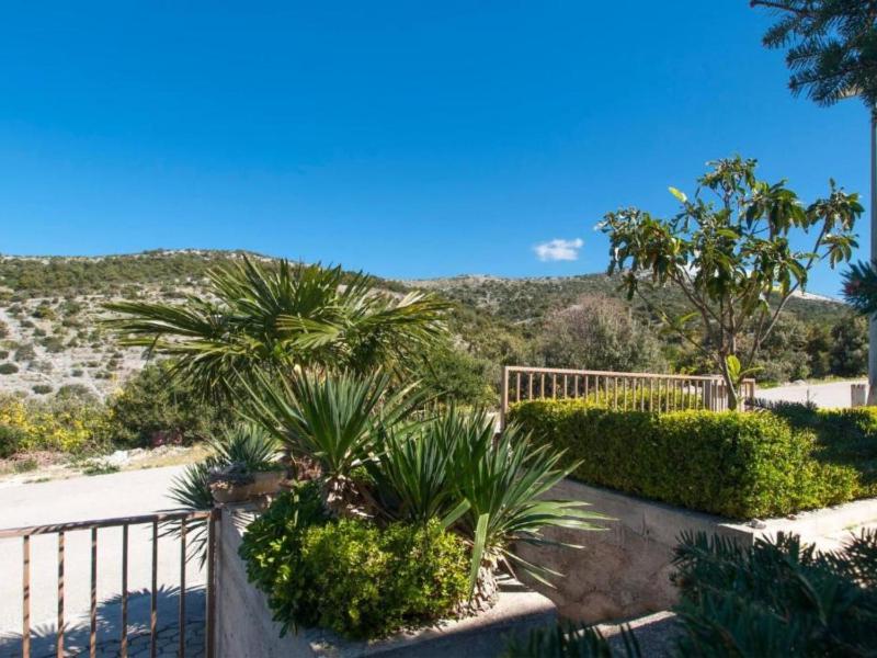 Guest House Stay & Smile Dolac Primo ten - Two Bedroom Apartment with Sea View and Balcony - image 16