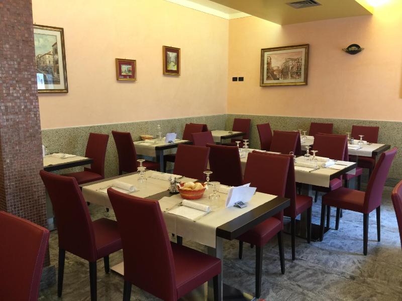 Hotel Ragno D'Oro - image 8