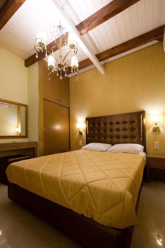 Deluxe Studio (3 Adults) image 4