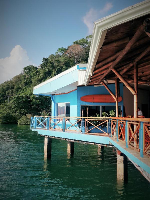 Fish Hook Marina Hotel - image 7