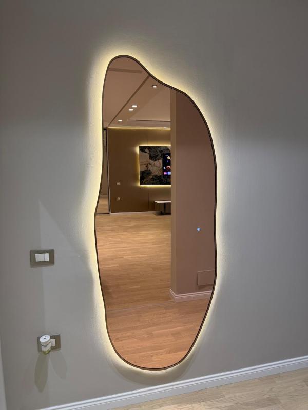 Grand Central 2 Bedroom Apartment - image 8