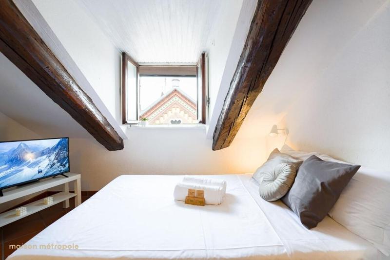 San Secondo Cozy Attic - image 8