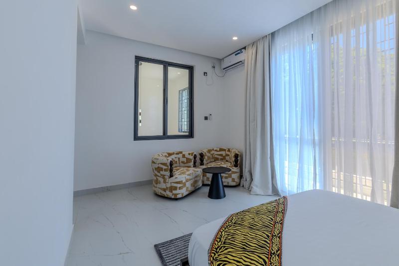 Private Villa with a Pool AC Solar power and Starlink Internet - image 13