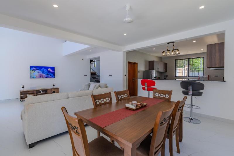 Private Villa with a Pool AC Solar power and Starlink Internet - image 16